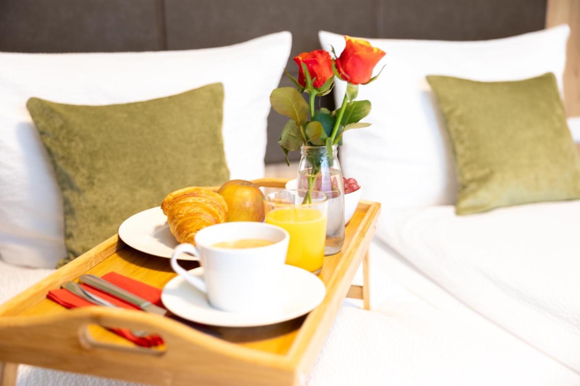 Appartementdeluxe Steiert - Near Europa Park - Rulantica - Spacious - Fully Equipped Kitchen - Private Garden - Free Parking - Pet Friendly Schwanau Ngoại thất bức ảnh