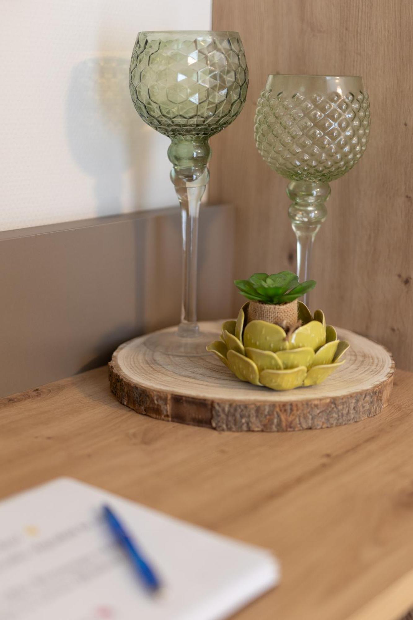 Appartementdeluxe Steiert - Near Europa Park - Rulantica - Spacious - Fully Equipped Kitchen - Private Garden - Free Parking - Pet Friendly Schwanau Ngoại thất bức ảnh