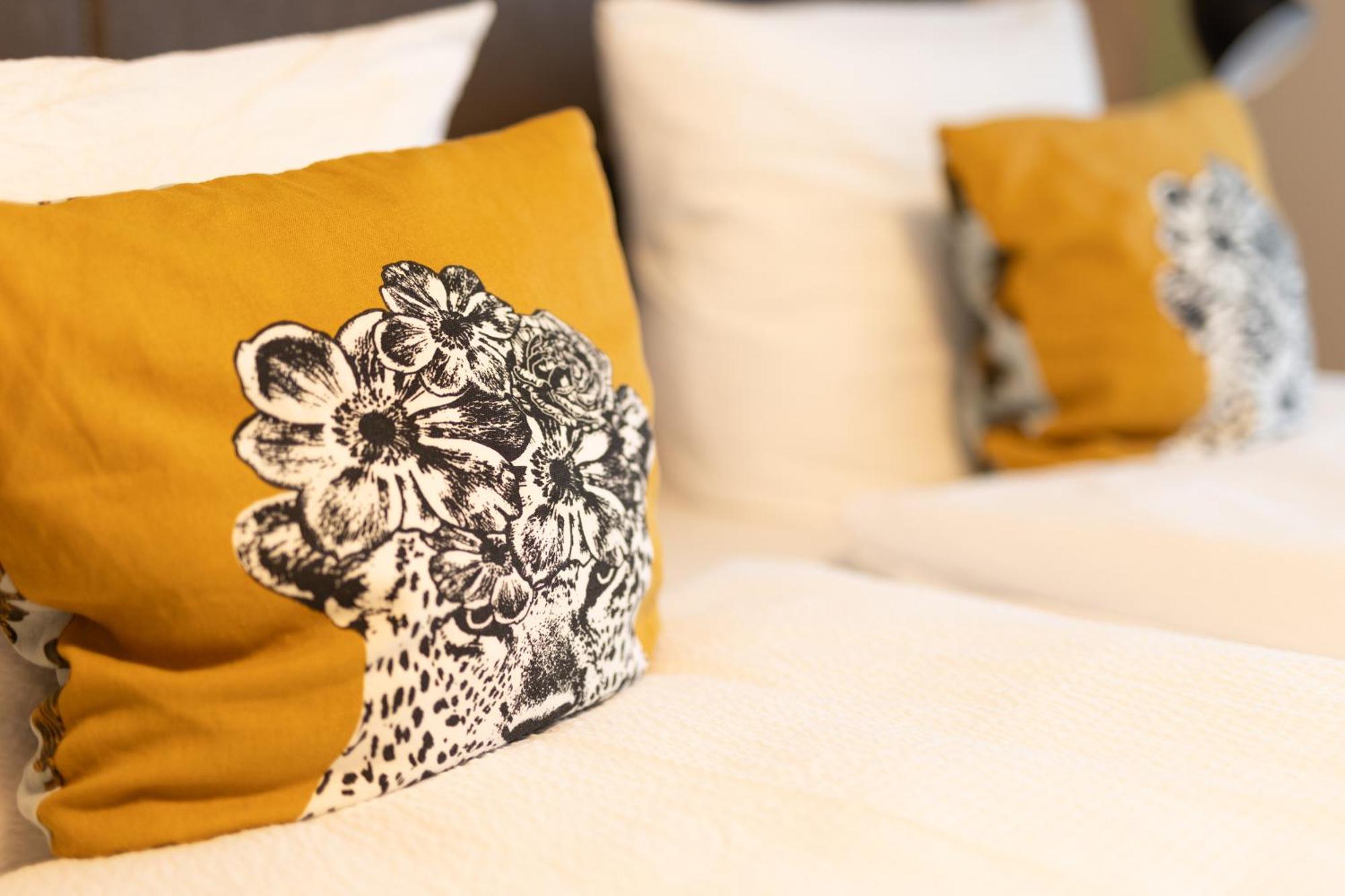 Appartementdeluxe Steiert - Near Europa Park - Rulantica - Spacious - Fully Equipped Kitchen - Private Garden - Free Parking - Pet Friendly Schwanau Ngoại thất bức ảnh